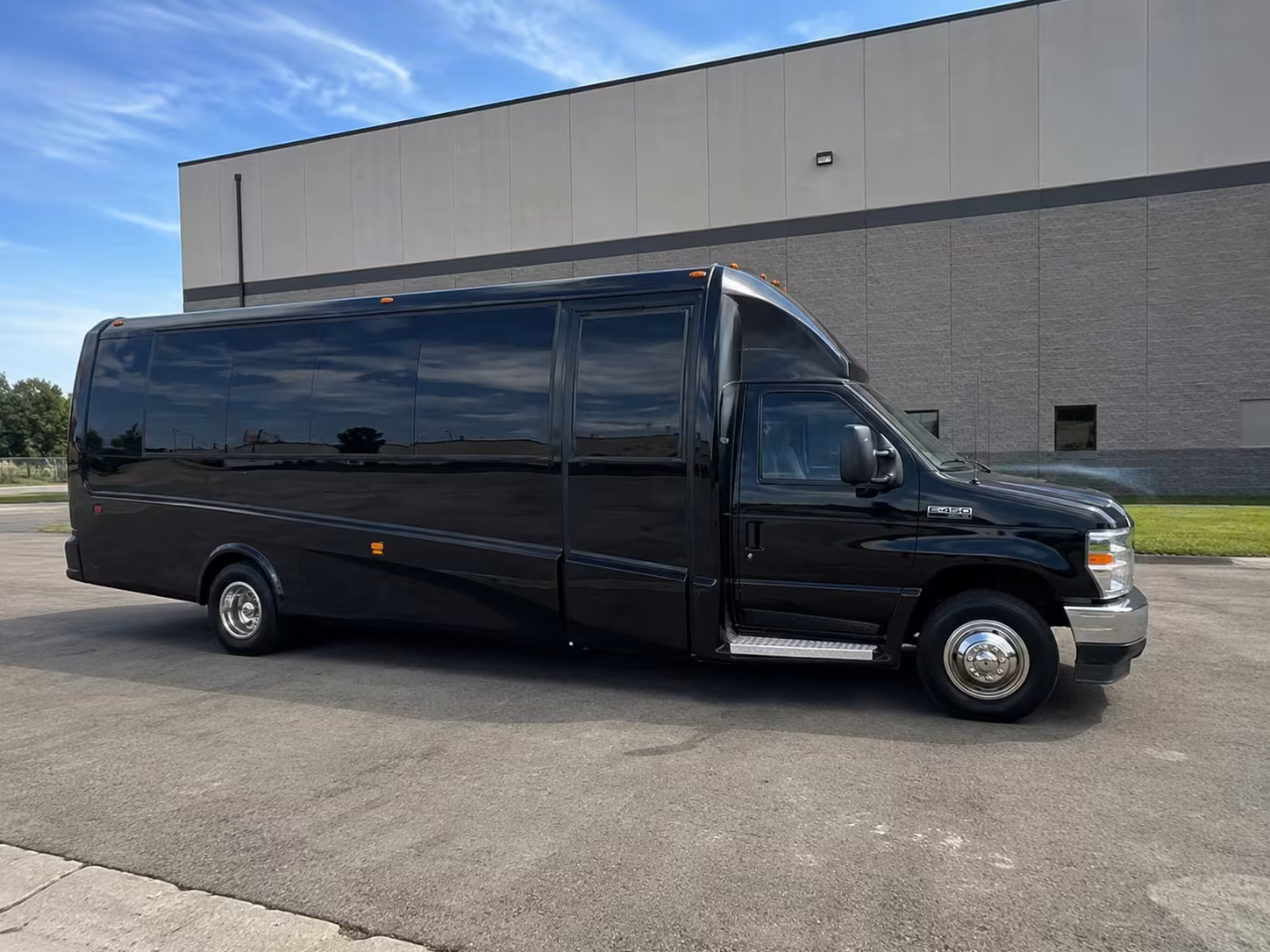 18 passenger minibus